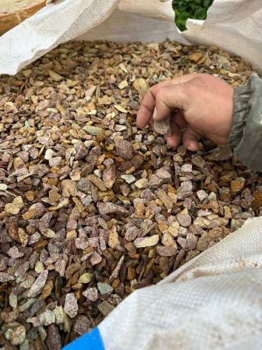 Златолит персиковый декоративная каменная крошка купить в Тобольске