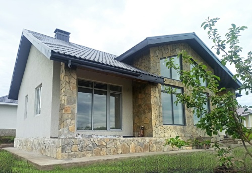 Плитняк златолит Уральский  для фасада купить в Тобольске