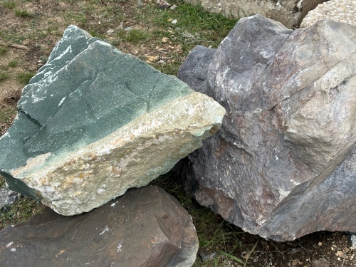 Камни для ландшафтного дизайна зелёные 10-60 килограмм купить в Тобольске