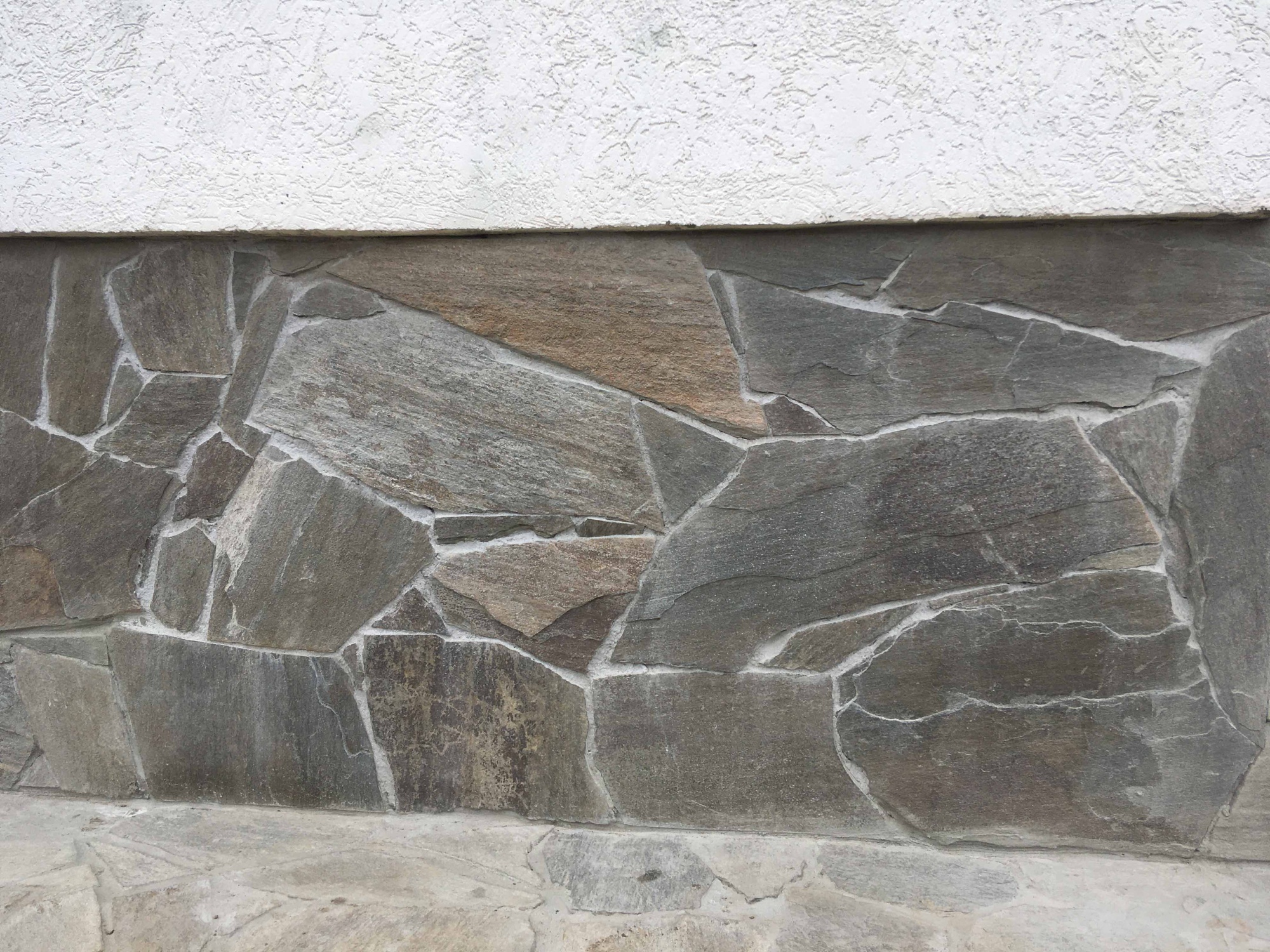 Плитняк златолит Уральский  для фасада купить в Тобольске