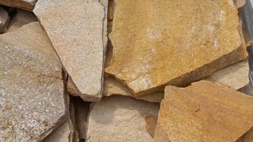 Плитняк златолит жёлтый для фасада 1,5-3 см купить в Тобольске