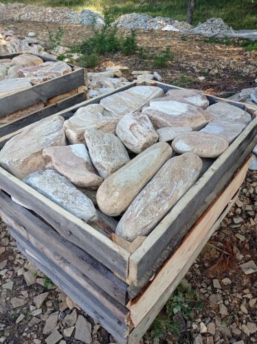 Златолит жёлтый, жёлто-зелёный глыбки и валуны для ланшафтного дизайна купить в Тобольске