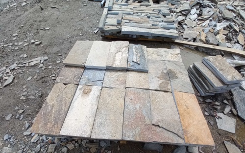 Плитка пилёная златолит Уральский для цоколя, отмостки купить в Тобольске