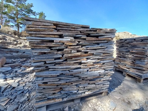 Плитняк златолит серебристый для фасада купить в Тобольске